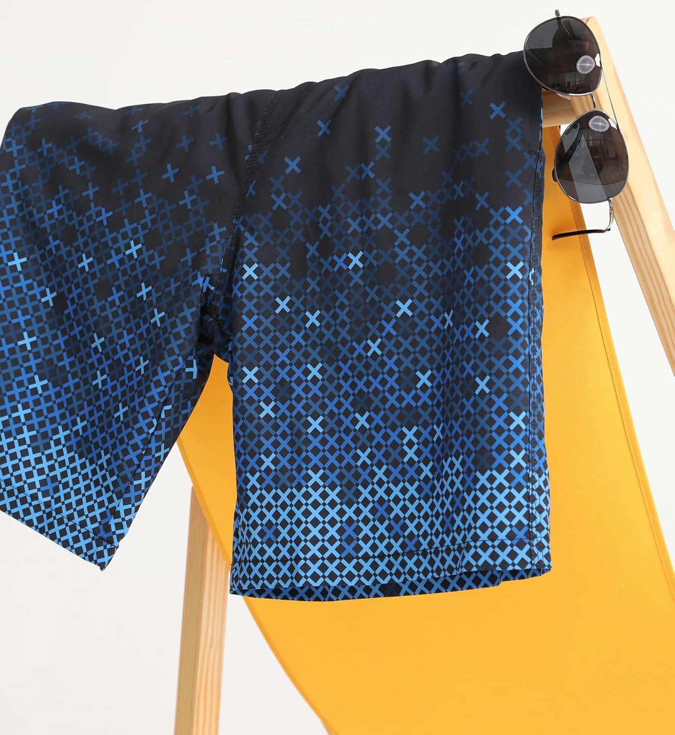 APTRO Men's Swim Trunks 9" Quick Dry Swimsuits Beach Bathing Suits Swim Shorts Mesh Liner