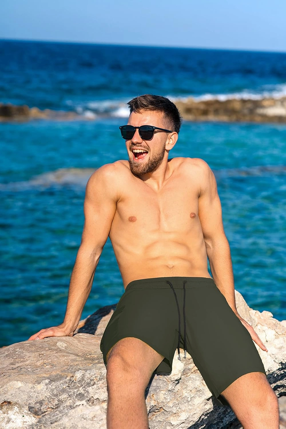 BRISIRA Mens Swim Trunks 9 Inch Inseam Board Shorts with Compression Liner Swimsuit Bathing Suit Quick Dry Cargo Pocket