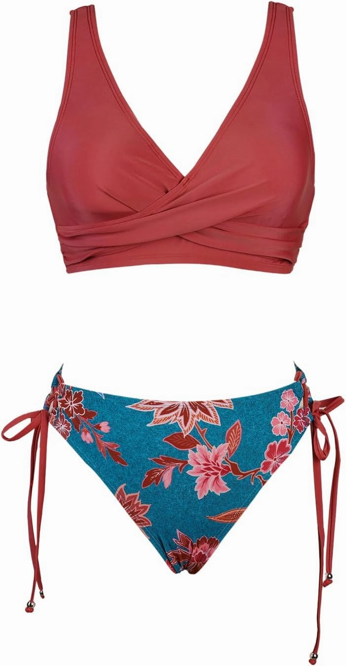 CUPSHE Women's Bikini Swimsuit Front Cross Lace Up Two Piece Bathing Suit