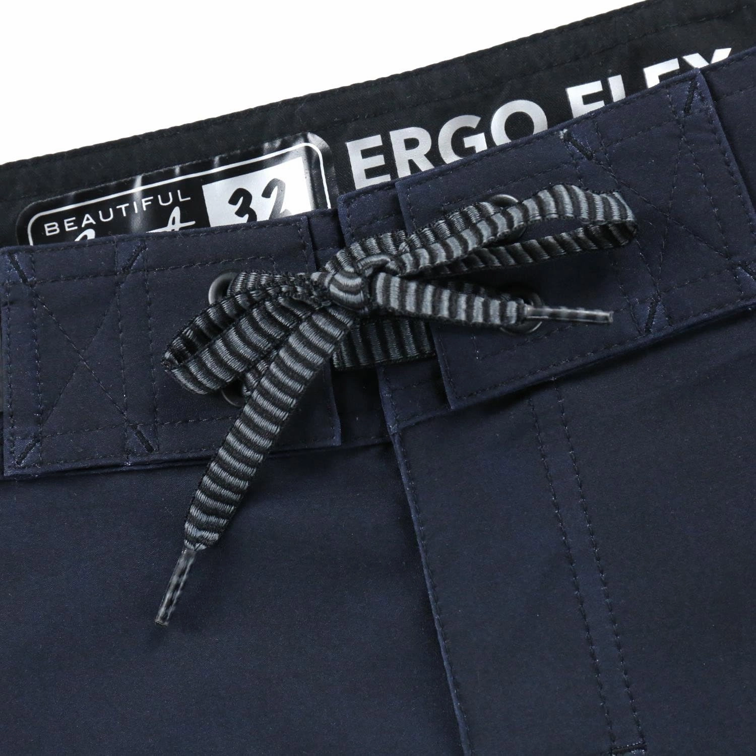 Men's Swim Trunks 22 Quick Dry Board Shorts with Key Keeper, No Mesh Lining - Perfect for Surfing & Swimming