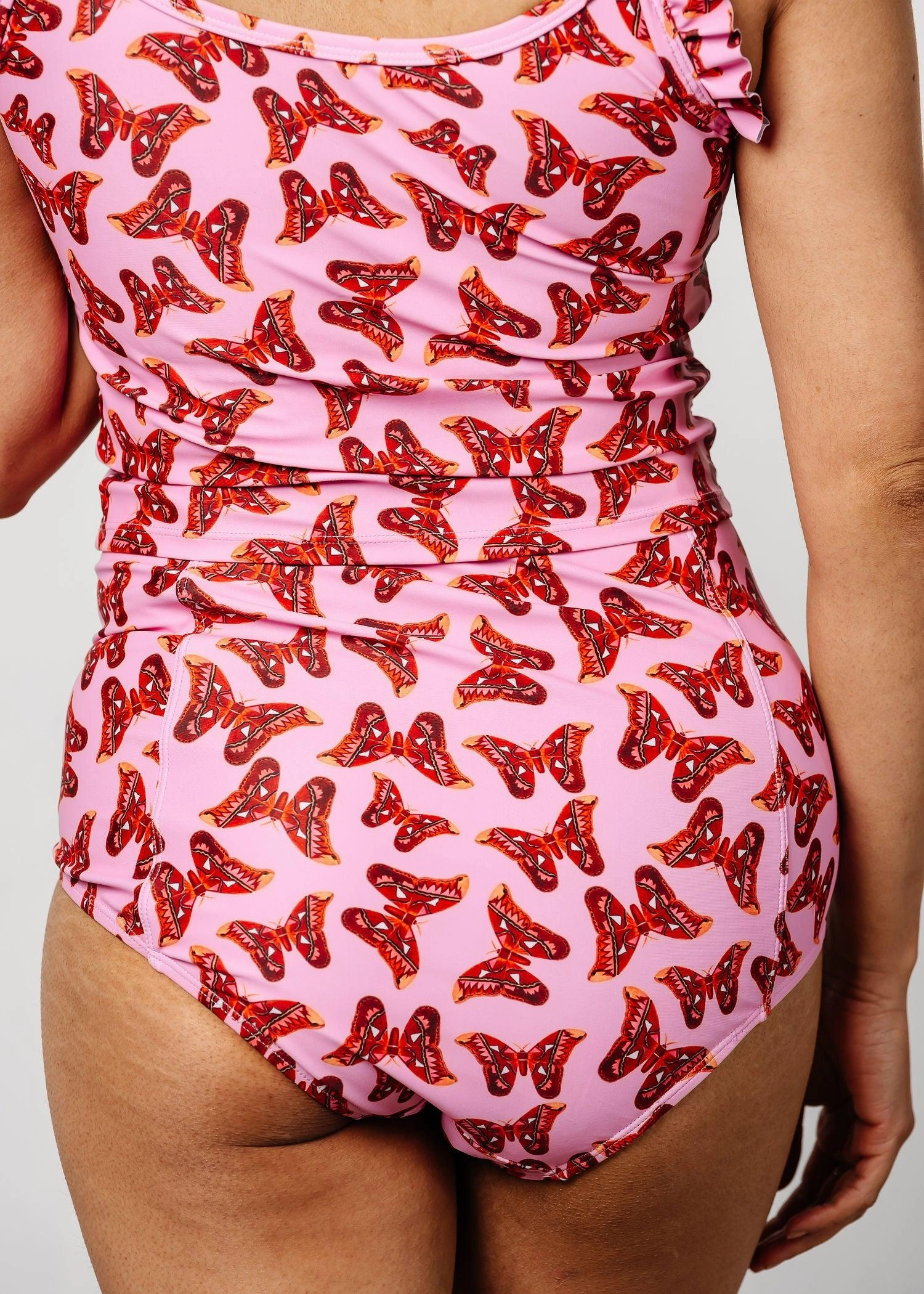 Metamorphosis | Extended High-Waisted Bottoms
