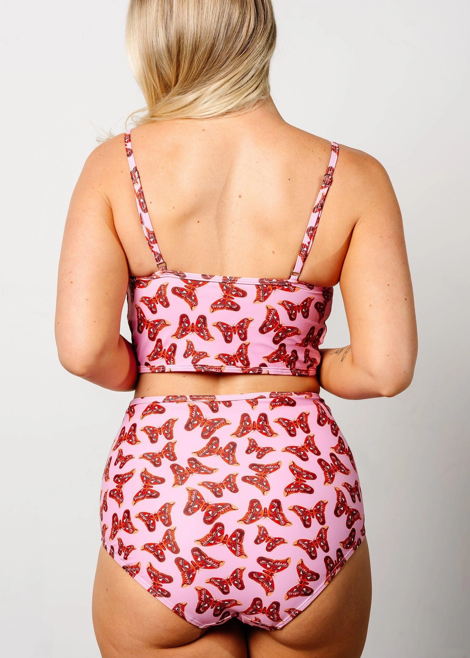 Metamorphosis | V'D Crop Top