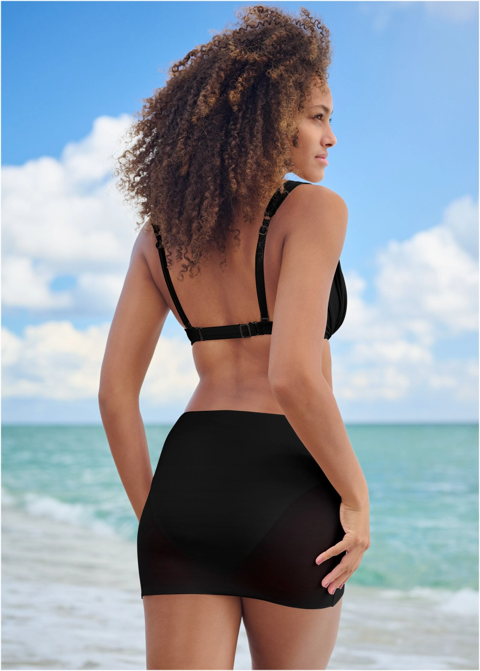 Over-The-Shoulder Marilyn Top - Black Beauty