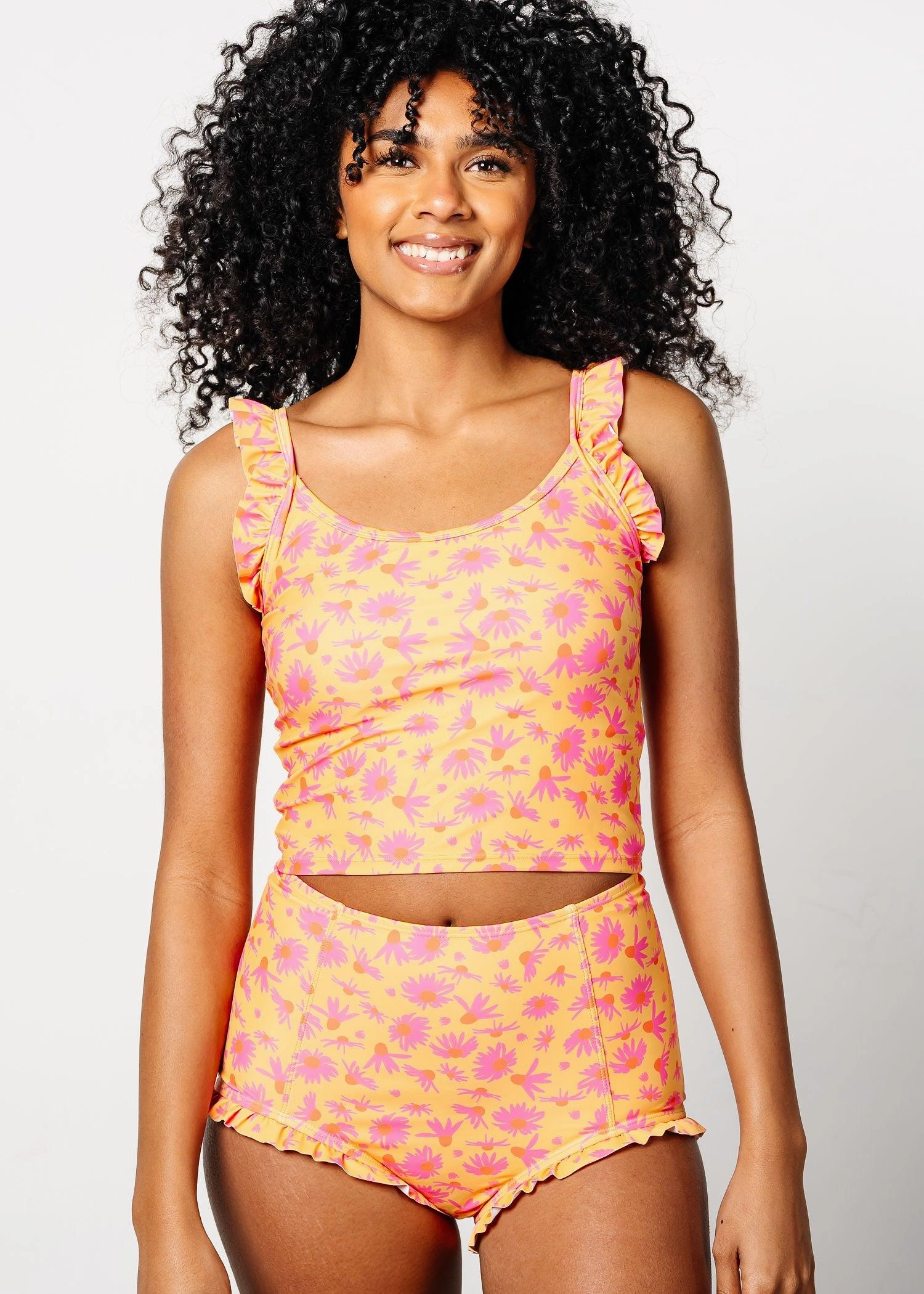 Playful Daisies | All Ruffled Up Bottoms
