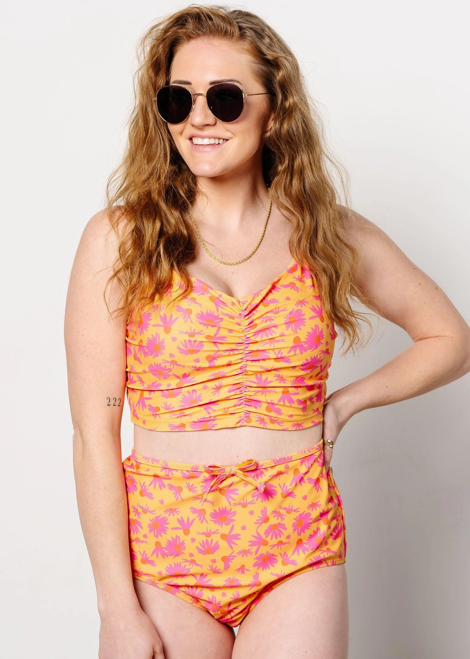 Playful Daisies | Centered Top
