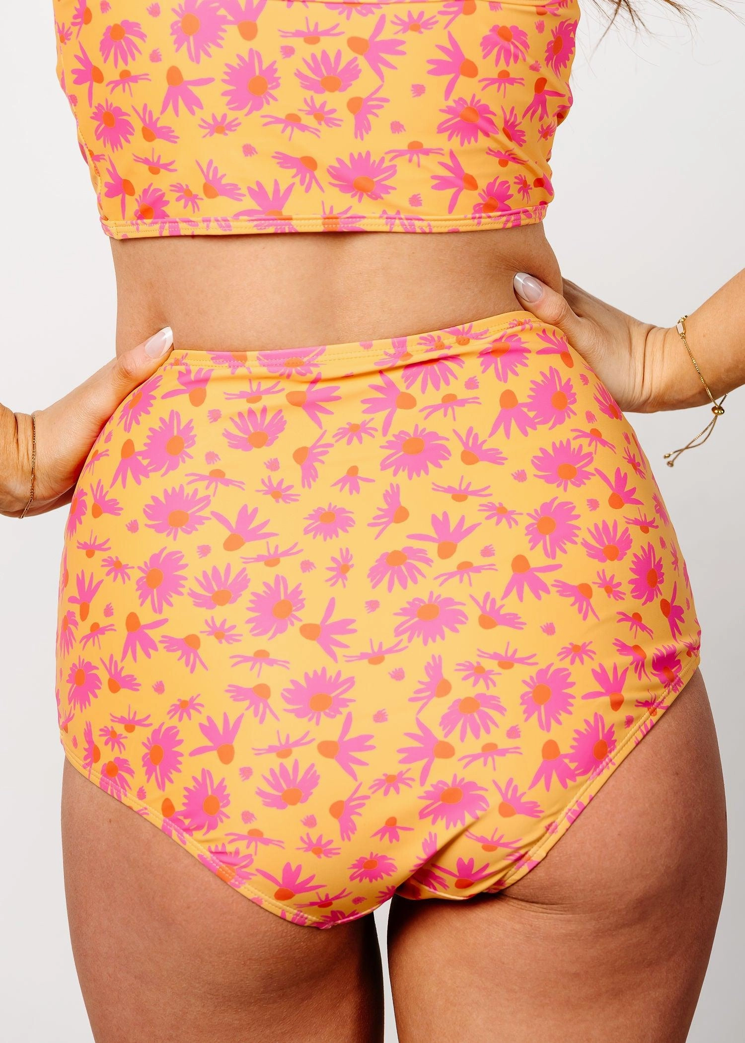 Playful Daisies | Ruched Bottoms 2.0