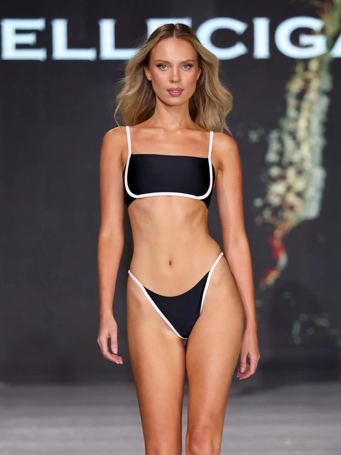 RELLECIGA Women Bandeau Bikini Set Adjustable Splicing Color High Cut Two Piece Bathing Suits
