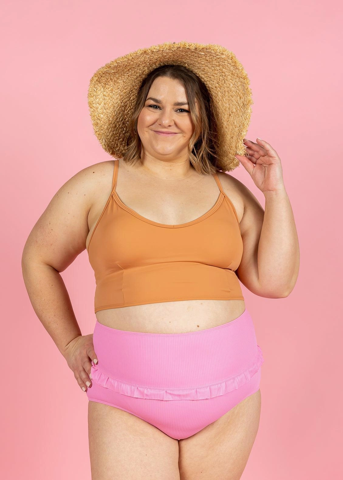 Ribbed Sweet Pink | Mid-Ruffle Bottoms