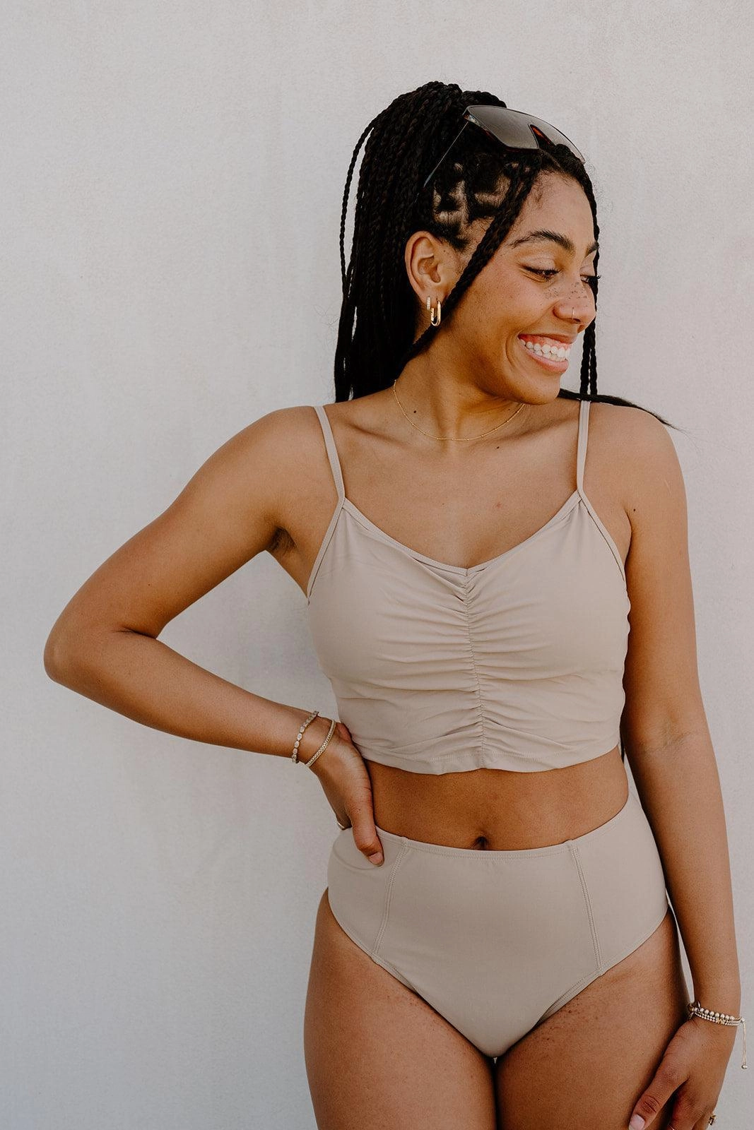 Taupe | Centered Top