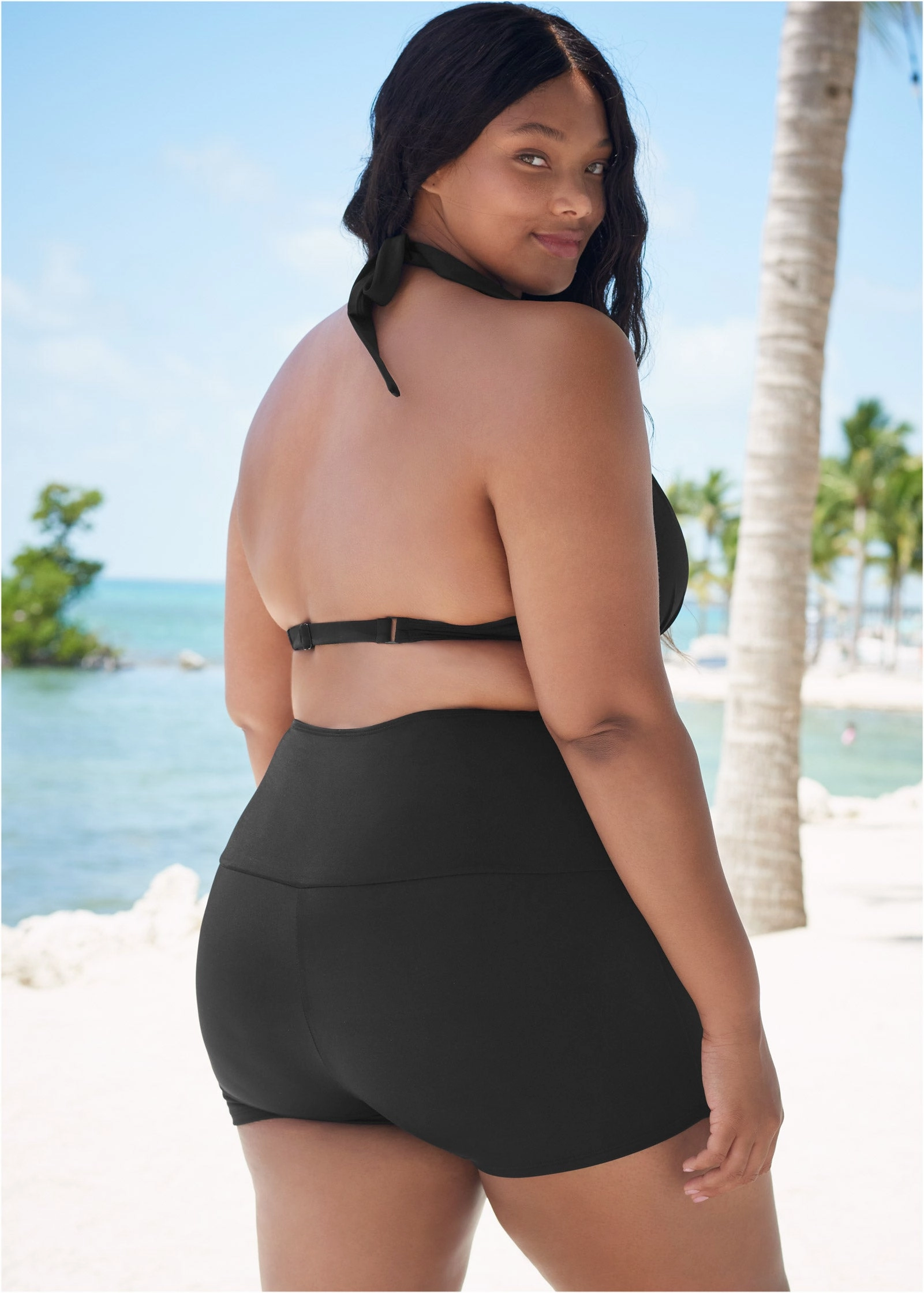 The Alessia Underwire Top - Black Beauty