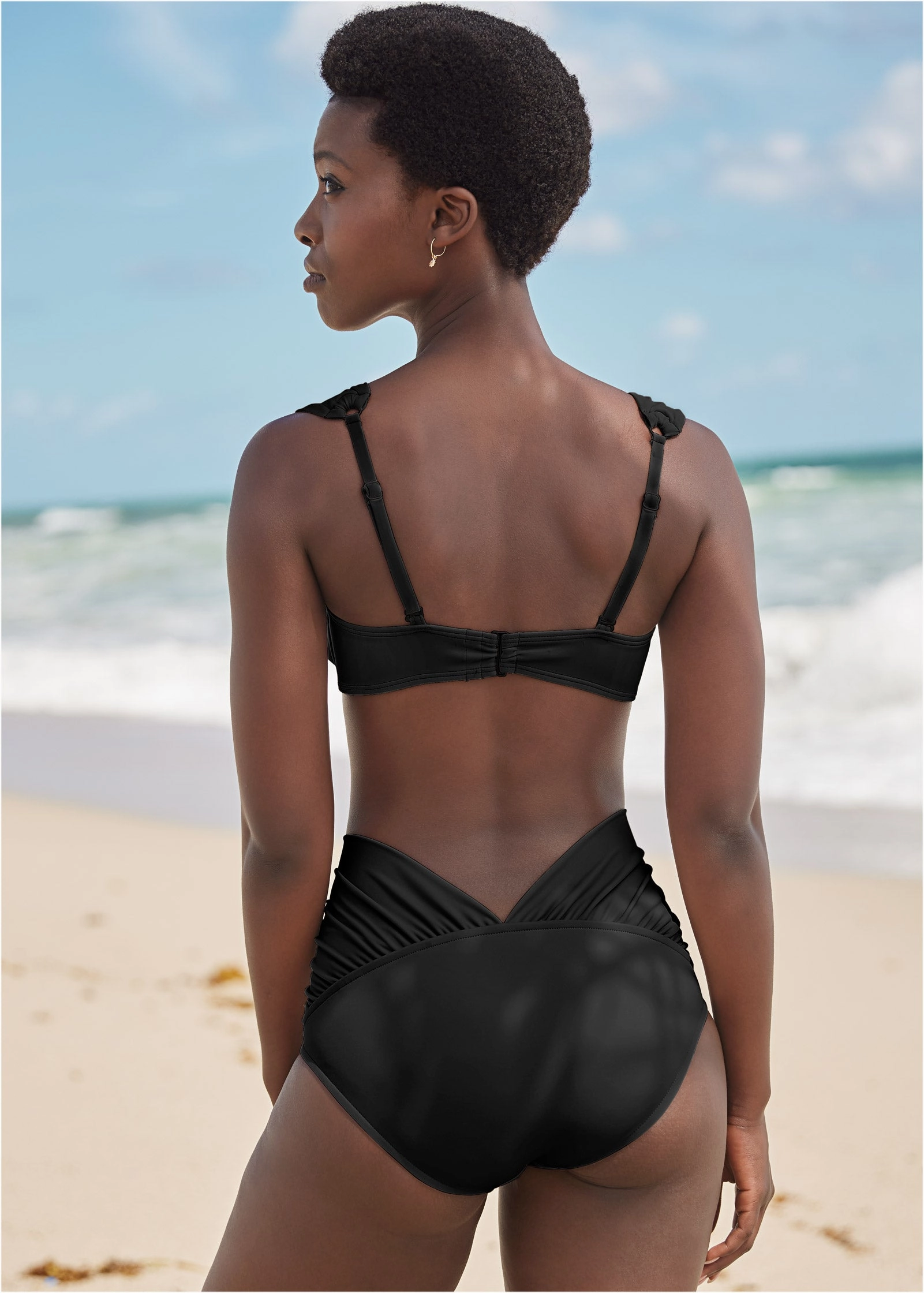 The Uplift Marilyn Top - Black Beauty